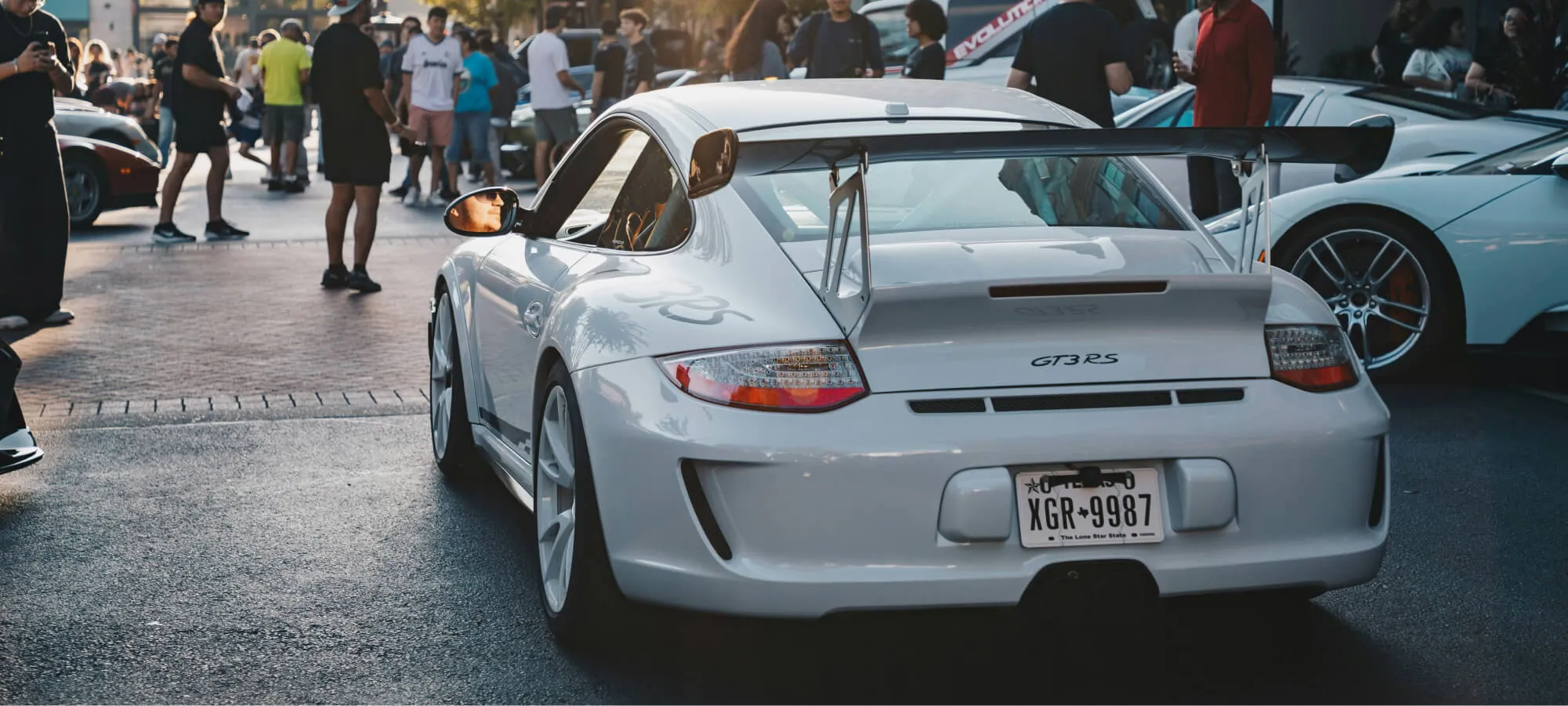 How to Run a Successful Car Club in the Digital Age